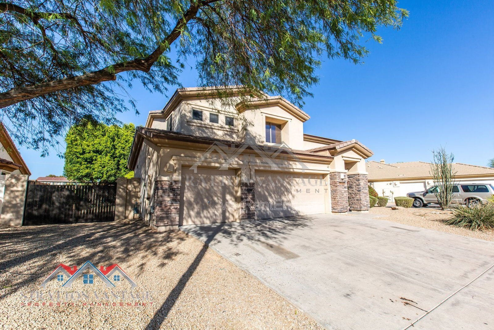 Building Photo - 14616 W Windward Ave