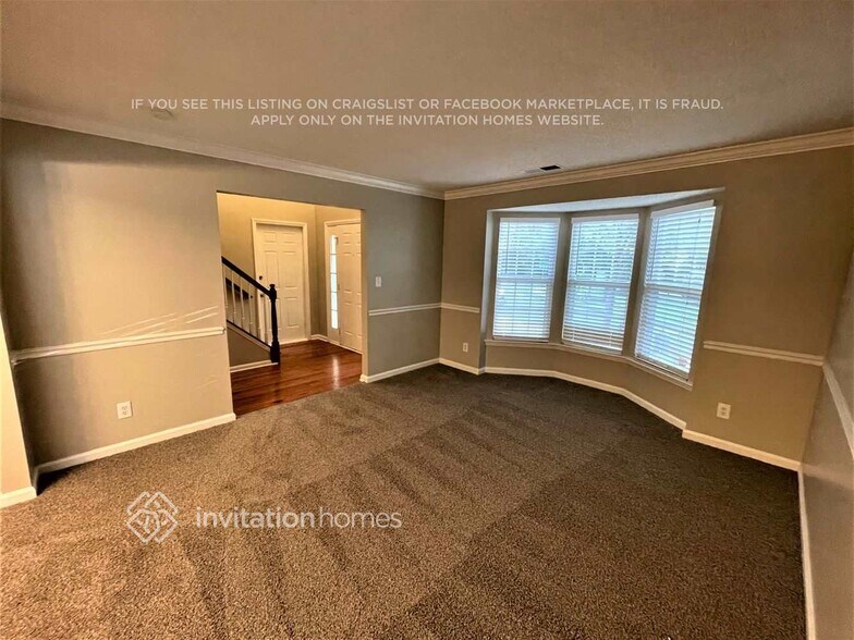 Building Photo - 6226 Skyline Dr