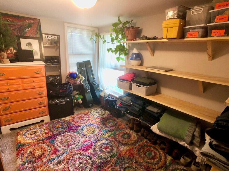 Building Photo - 1817 Spohn Ave