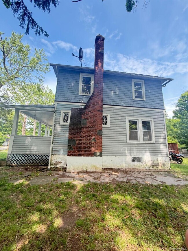 Building Photo - 35 Starr Ave