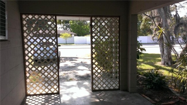 Building Photo - 5957 S Beneva Rd