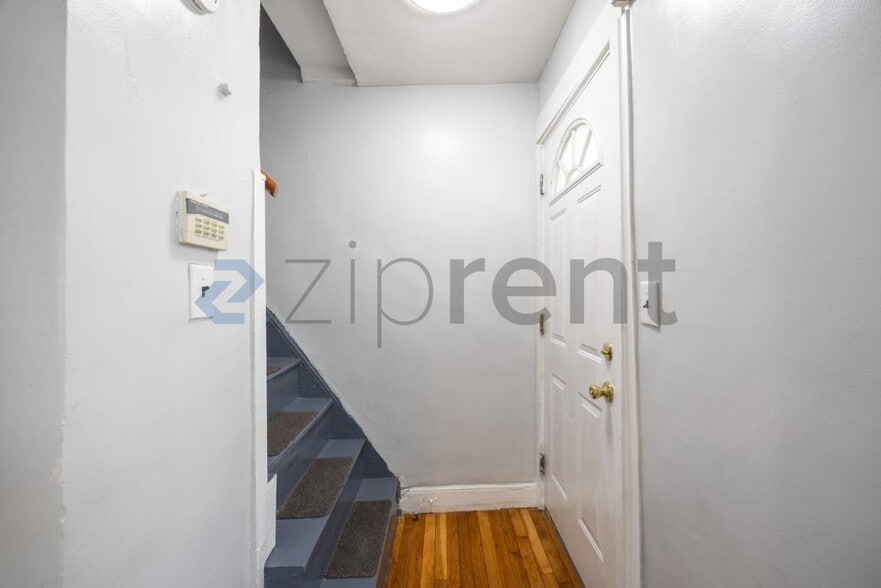 Building Photo - Unit 49