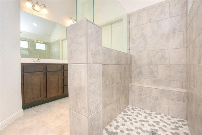 Building Photo - 1449 Morning View Rd