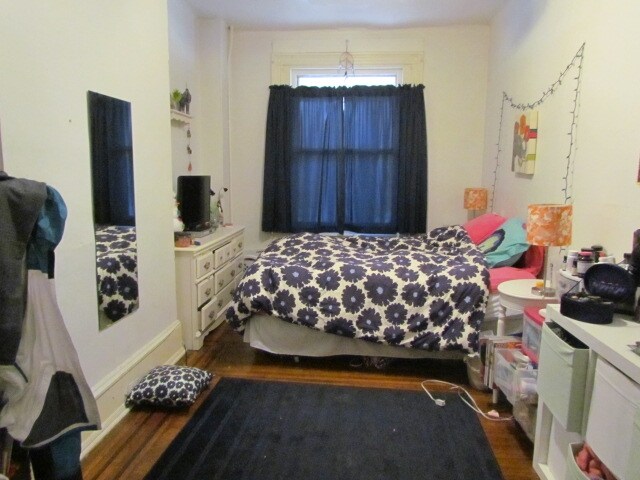 Bedroom - 3331 Spring Garden St