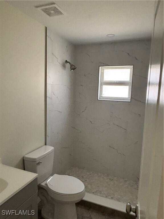 Building Photo - 1207 NE Pine Island Ln