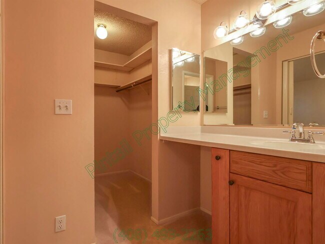 Building Photo - 1484 Carnot Dr