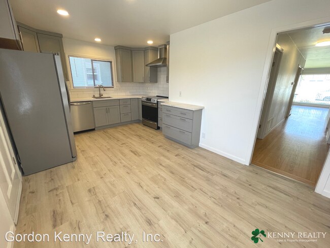 Building Photo - 3 br, 2 bath House - 717 Miller Avenue