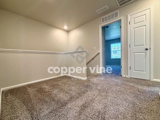Building Photo - 1163 S Walden Ct