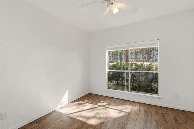 Building Photo - 2450 Wickersham Ln