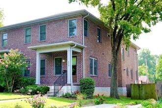 Building Photo - EAST NASHVILLE - FOUR BEDROOM Historic Home with amazing views of Nashville Skyline!