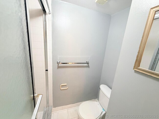 Building Photo - 4354 NW 9th Ave