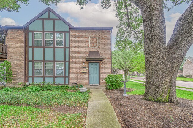 Building Photo - 10502 Hammerly Blvd