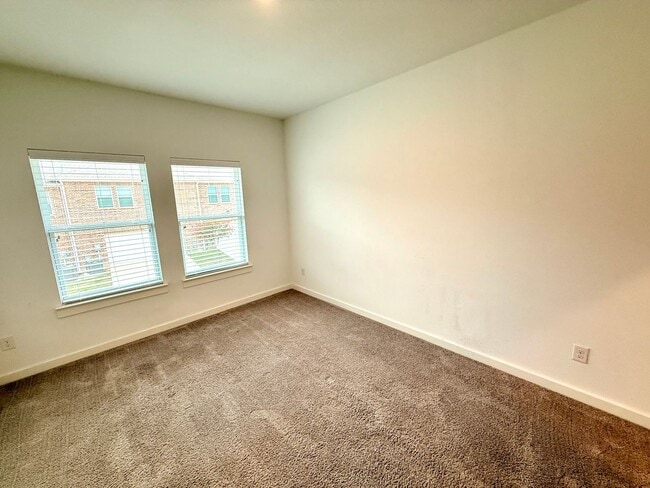 Building Photo - 4885 Ellie Ln