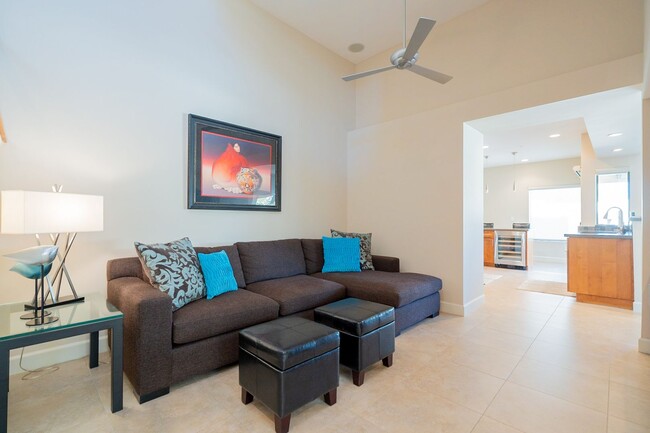 Building Photo - PRIVATE POOL - 2 BEDROOMS PLUS DEN