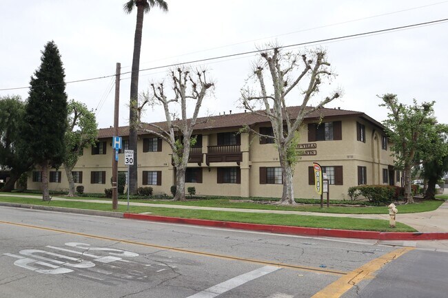 Building Photo - Upland Villas Apartments