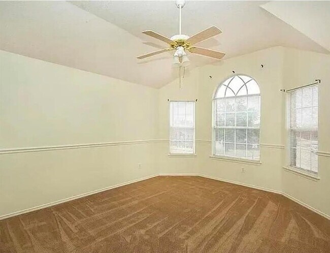 Building Photo - 7101 Tansy Pl