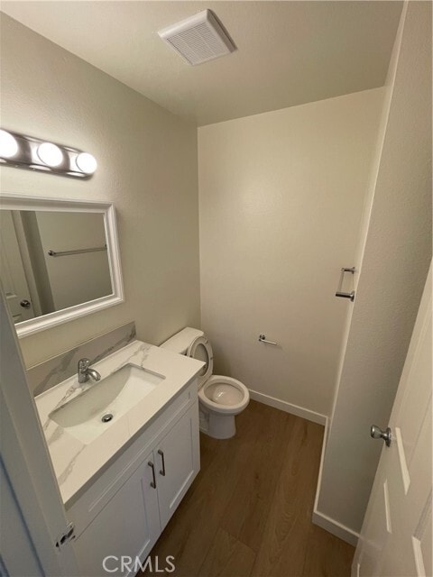 Building Photo - 621 N Kenwood St