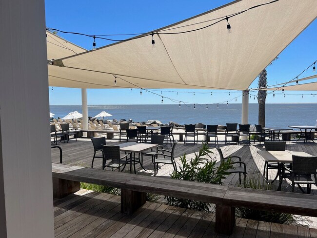 Building Photo - 2808 Seabrook Island Rd