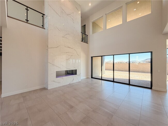 Building Photo - 10761 Canyon Bloom Dr