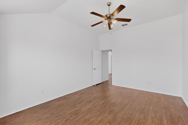 Building Photo - 416 Prescott Ln