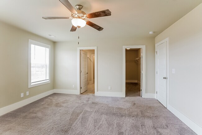 Building Photo - 385 McCollum Rd, Meridianville, AL