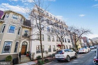 Building Photo - 1736 Willard St NW