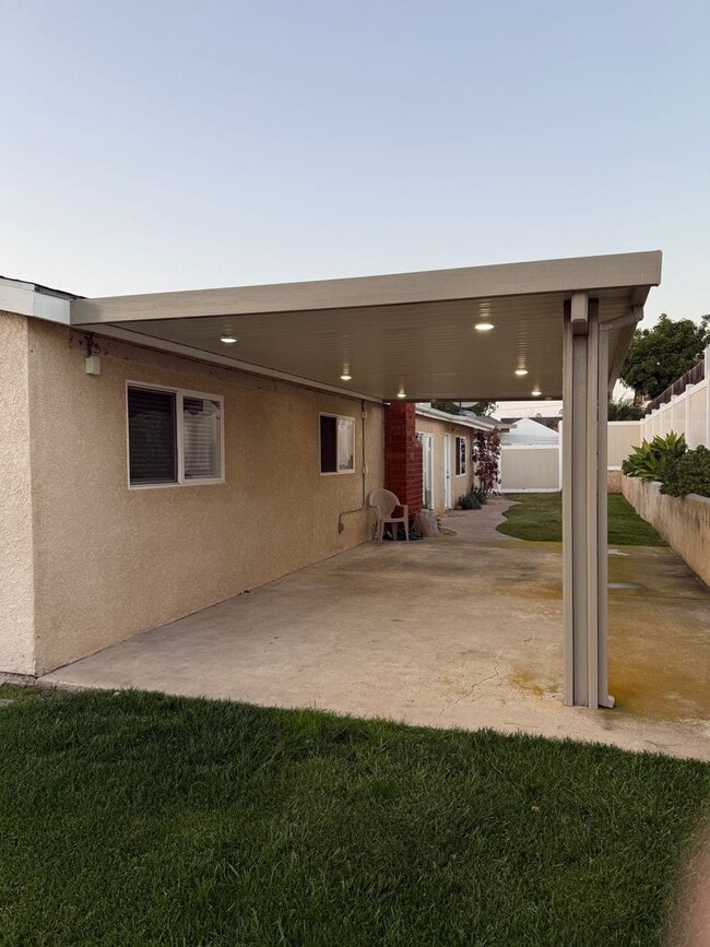 Building Photo - Beautiful Clairemont Cul-de-sac Home