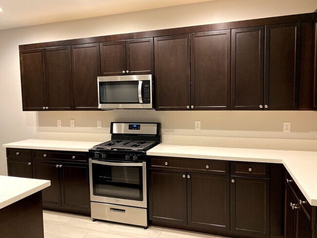 Building Photo - 3051 Concepcion Ct