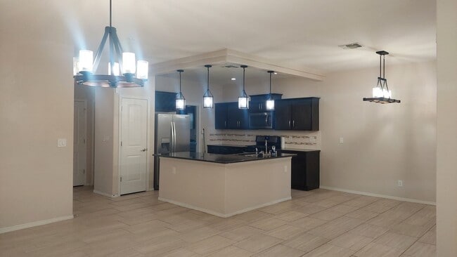 Building Photo - Backyard Oasis!!!  Beautiful 4 bedroom 2.5 bathroom 2 story home on corner lot!