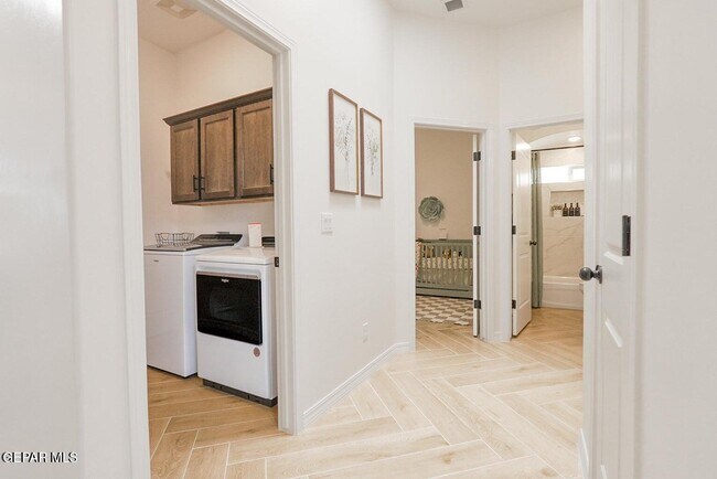 Building Photo - 3856 Aspiration St