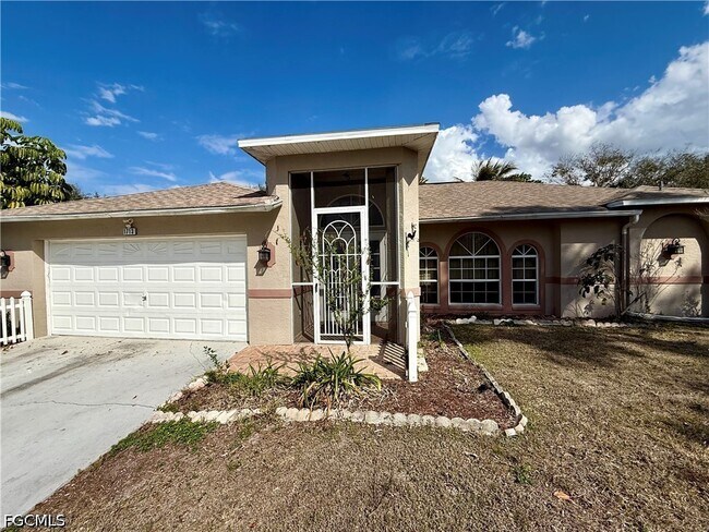 Building Photo - 1713 SW 10th Pl