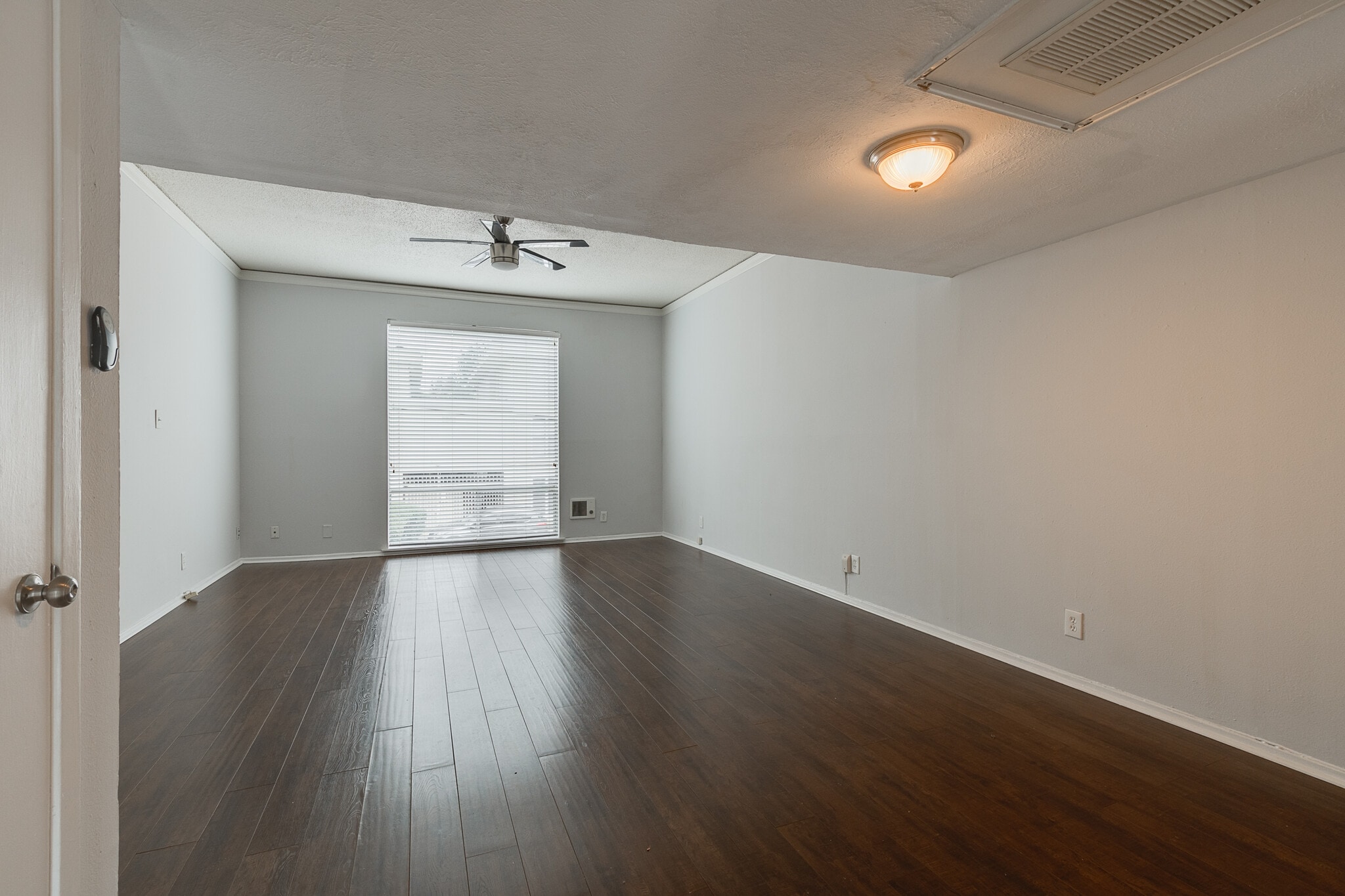 Building Photo - 4330 Bowser Ave
