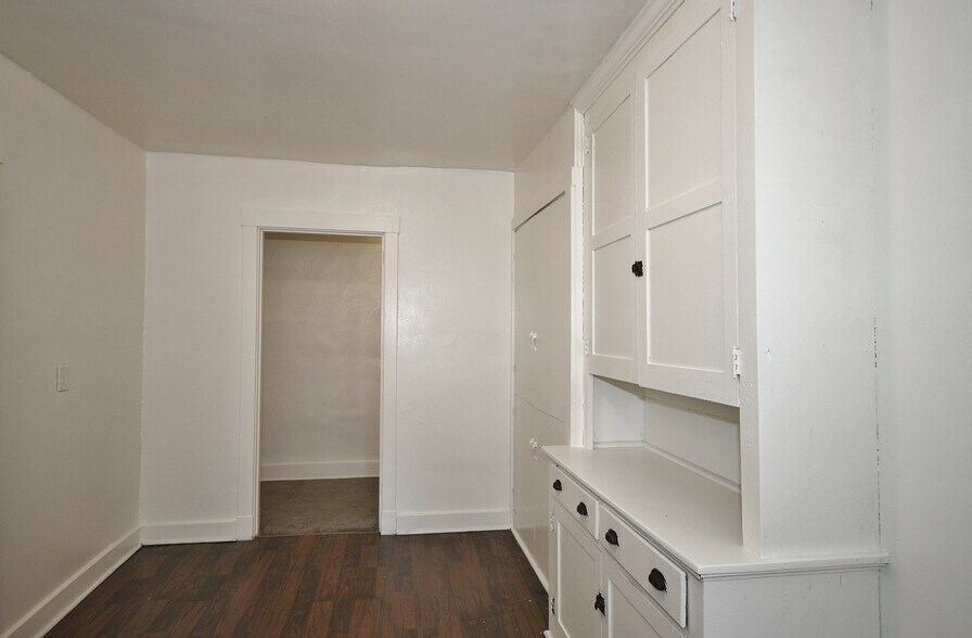 Building Photo - 1718 Montier St