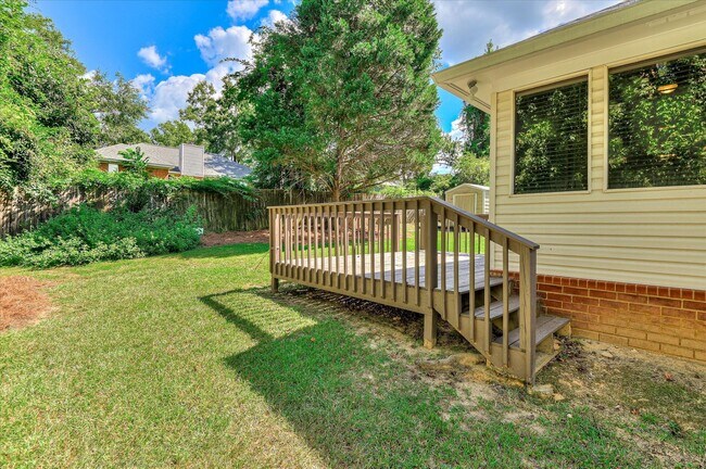 Building Photo - 4655 Wellington Ct