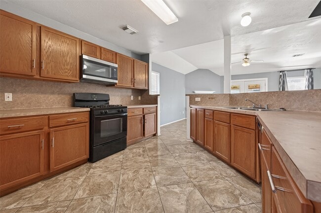 Building Photo - 17319 Lobo Trail