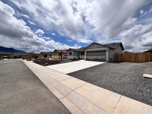 Building Photo - 909 Saltbrush Rd