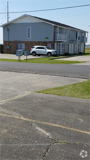 Building Photo - 120 Oak Ridge Ave