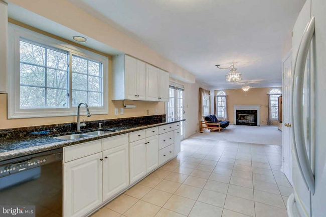 Building Photo - 5705 Flagler Dr