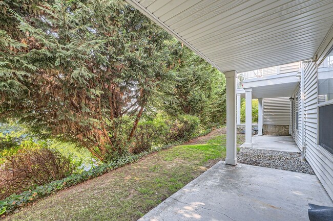 Building Photo - Ideally Located 3 Bed 3.5 Bath w/ Attached...