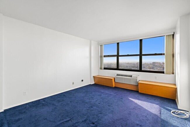 Building Photo - 7004 JFK Blvd E