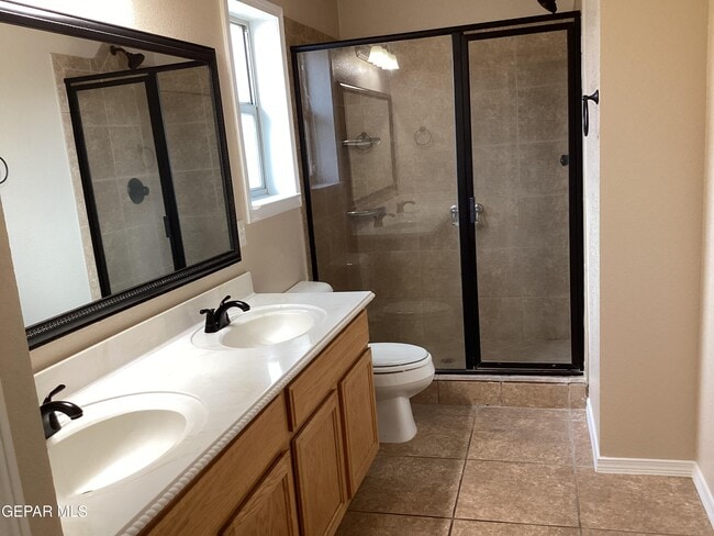 Building Photo - 5925 Speyside Dr