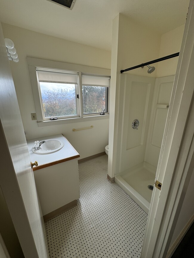 3rd floor bathroom - 1687 SW Montgomery Dr.