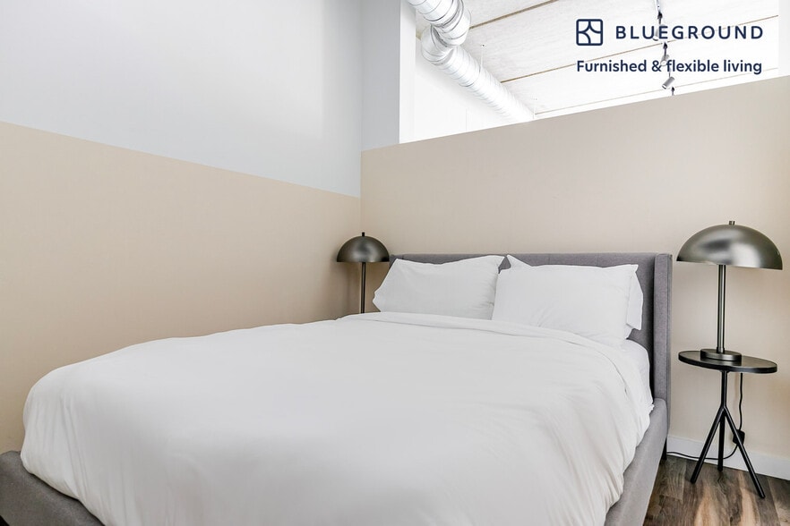 Building Photo - 61 W Erie St