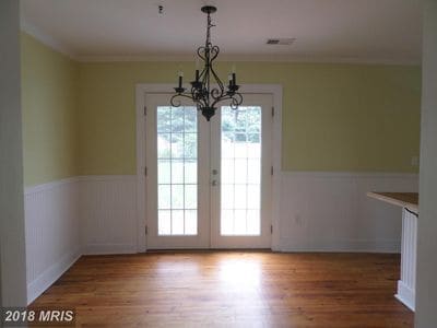 Building Photo - 311 Holly St