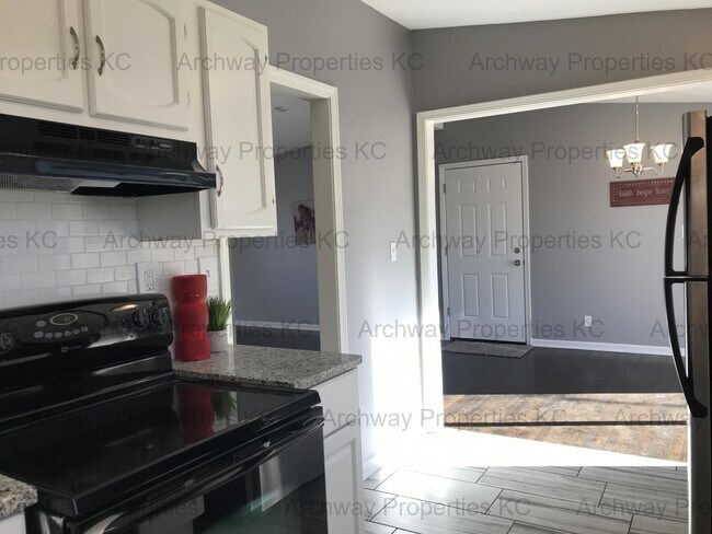 Building Photo - 13801 W 93rd St