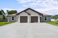 Building Photo - 23 Louisville Dr