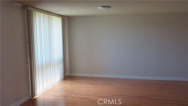 Building Photo - 9684 Paseo De Oro