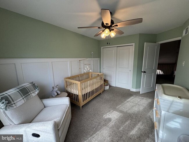 Building Photo - 424 Trumbull Ct