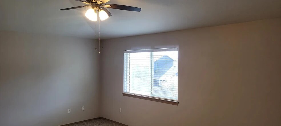 Building Photo - 16902 118th Avenue Ct E