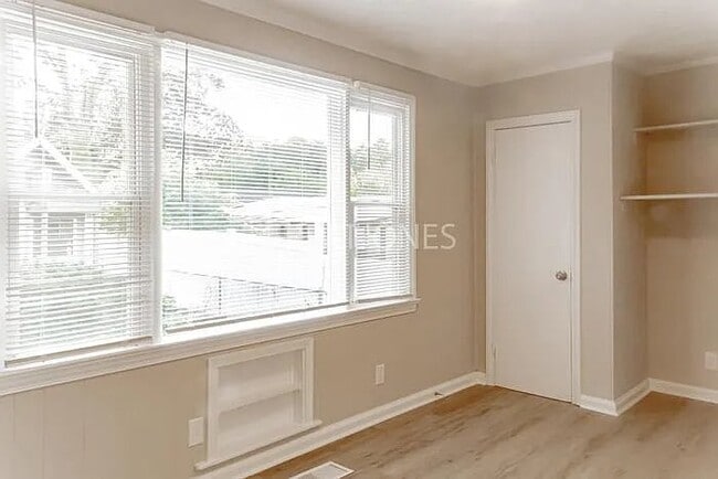 Building Photo - 328 Calloway St